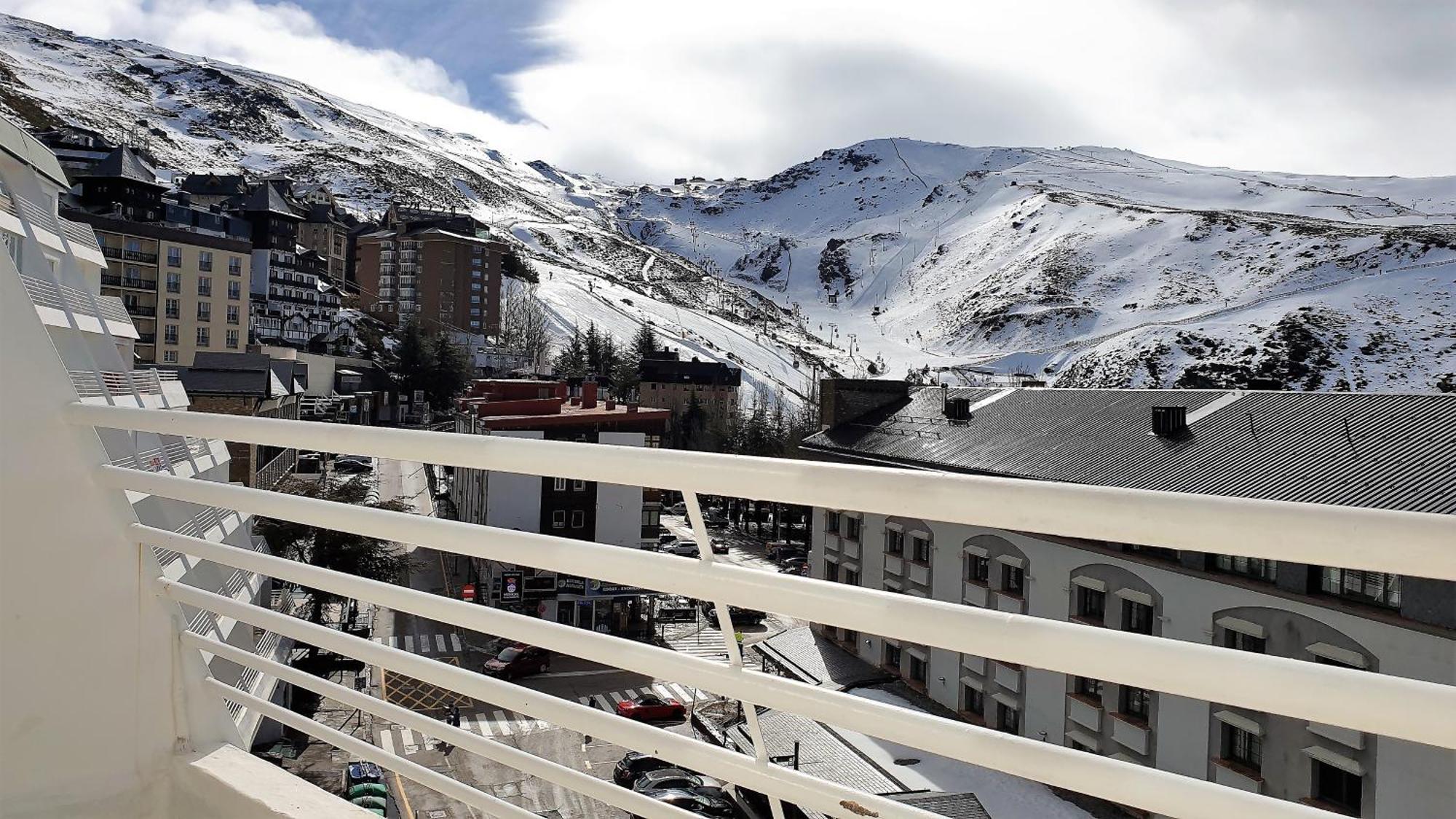 Apartment Montblanc & Zona Baja Sierra Nevada